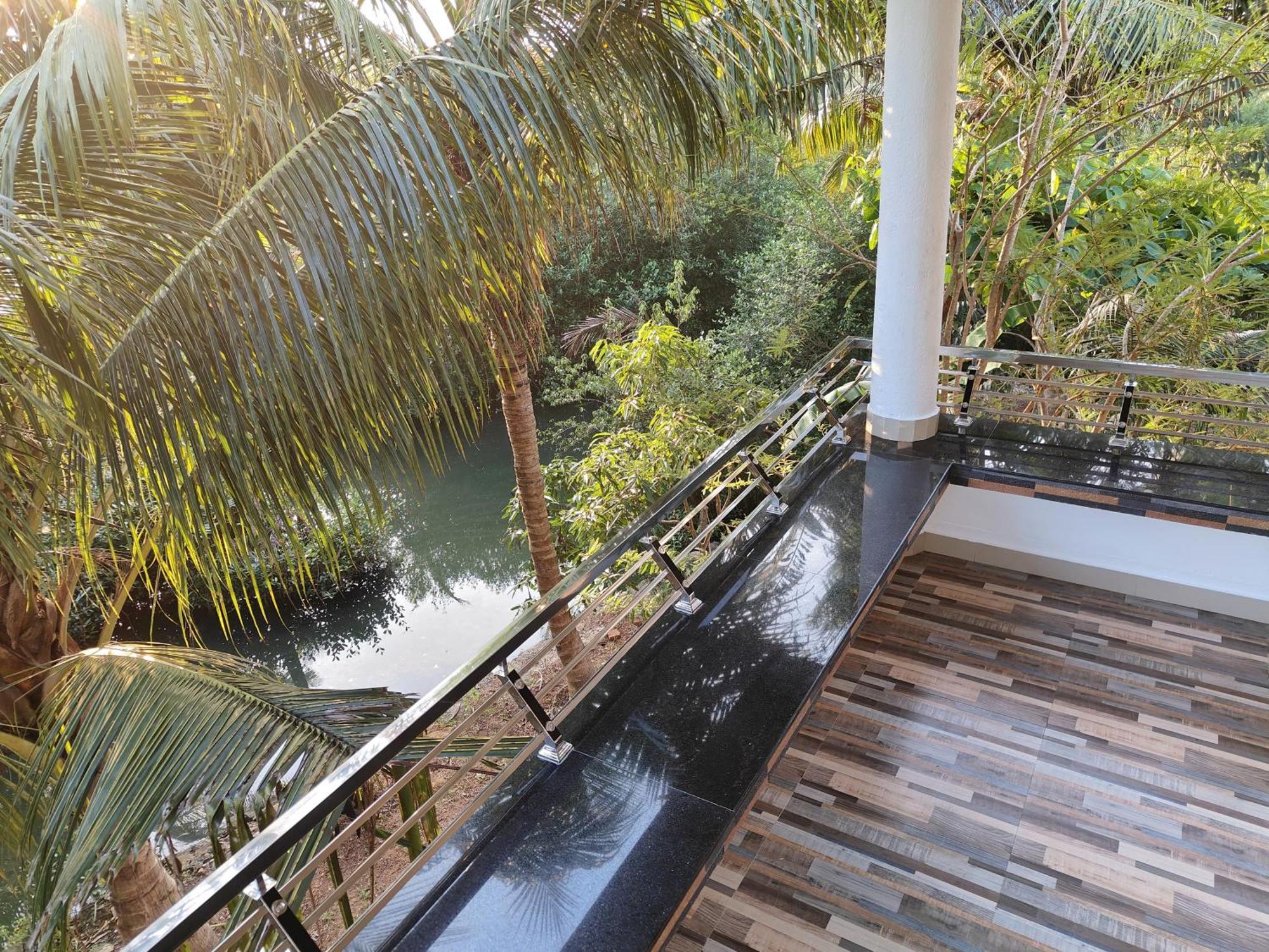 Homestay Munroe La Casa Kollam